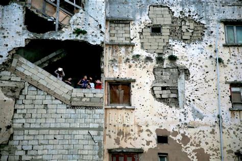 Scars Of Lebanons Civil War In Beirut 30 Years After Guns Fell Silent