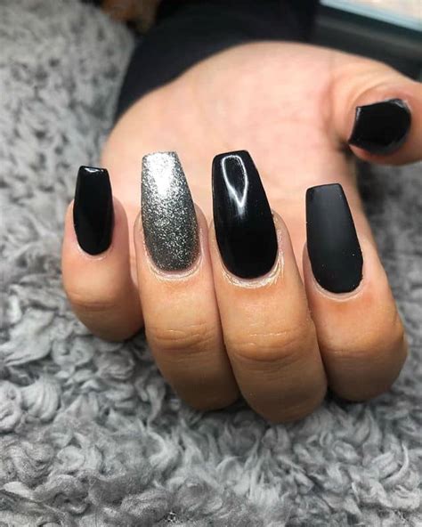 At a mere 5 oz. 50 Awesome Silver Nail Ideas for Any Occasion in 2021