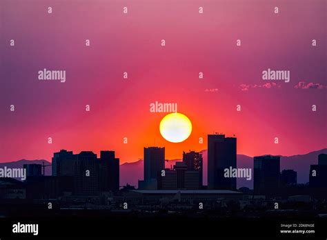 Sunset Phoenix Hi Res Stock Photography And Images Alamy
