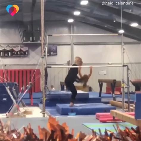 10 Year Old Gymnast Shows Of True Strength This 10 Year Old Gymnast Is Inspiring People With