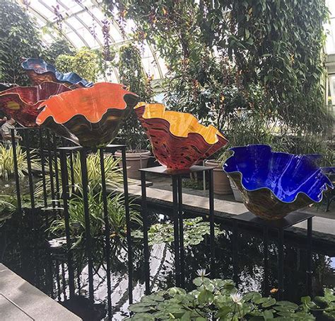 So Much Art To Share The Dale Chihuly Exhibit At The New York