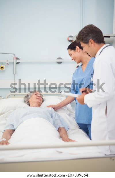 Doctor Nurse Speaking Patient Hospital Ward Stock Photo 107309864