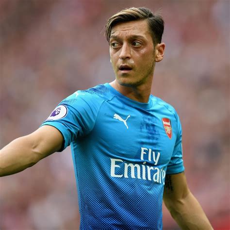 Mesut Ozil Reportedly May Consider Arsenal Deal Amid Lack Of Interest