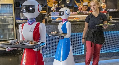 Robot Waiters What Restaurants Need To Know Service Robots