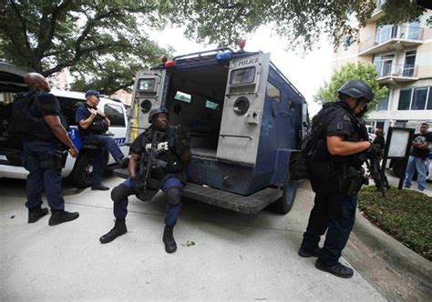 Swat Teams Called To Dallas Police Hq After Anonymous