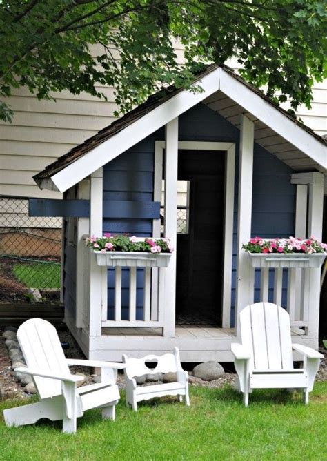 An outdoor playhouse, or fort, is the dream of any child. 37 Awesome Outdoor Kids' Playhouses That You'll Want To Live Yourself | Play houses, Backyard ...