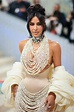 Kim Kardashian Covered Herself In 50,000 Pearls For The Met Gala ...