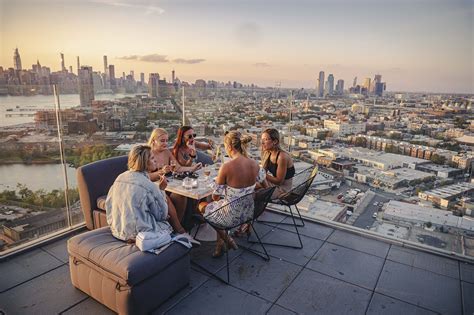 The Best Rooftop Bars And Restaurants In Nyc For Fun Like Summers Of Yore