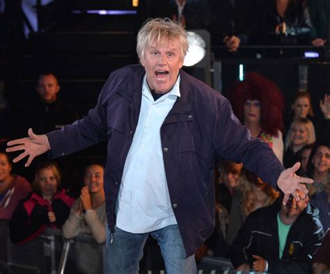 Gary Busey Pulls Pants Down In Public After Sex Crimes Charges Off