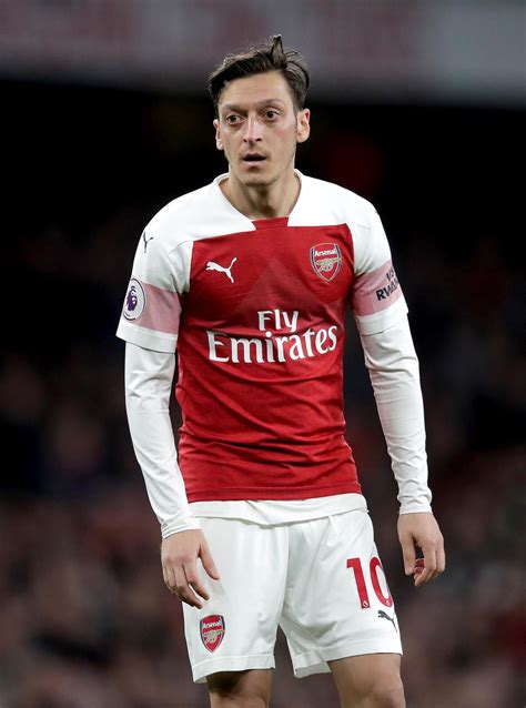 Mesut Ozil In Derby Contention For Arsenal Fourfourtwo