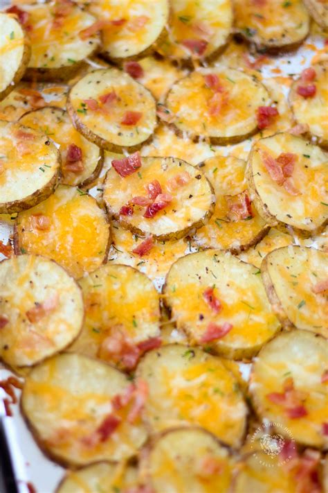 The Best Loaded Potato Slices Literally Everyone Love These