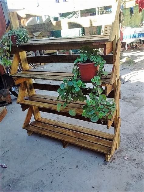I had no idea that do it yourself pallet projects would captivate me so deeply. Creative Wood Pallet Projects You Can Do it Yourself | Pallet Wood Projects