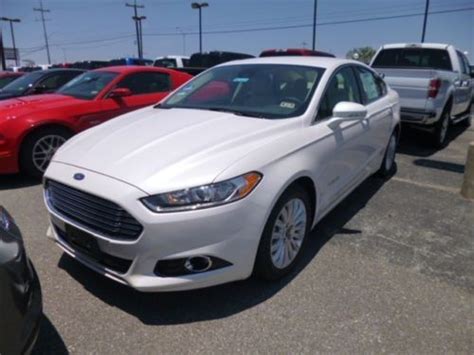 Sell Used 2013 Ford Fusion Hybrid Se Pearl White Must See Low Miles