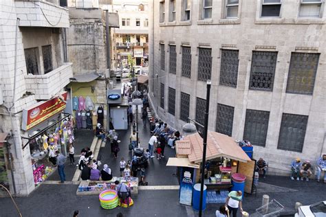 حبر كيف تحوّلت منطقة وسط البلد في عمّان من مركز حضري على المستوى التجاري والثقافي والسياسي
