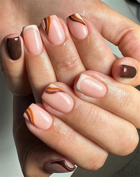 30 Gorgeous November Nail Ideas Shades Of Brown And White Swirl Nails