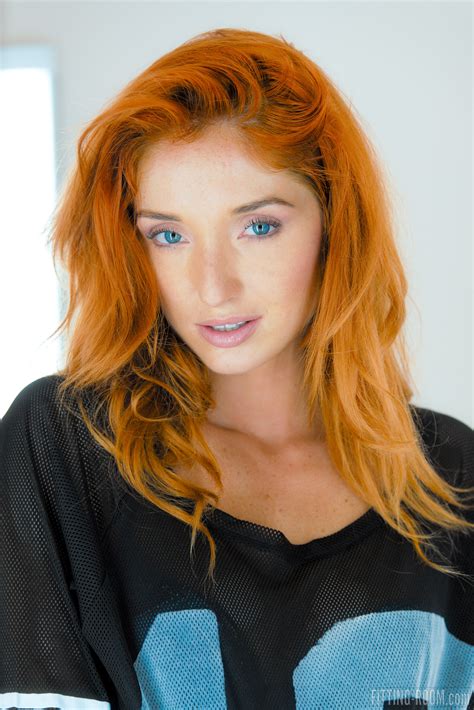 Michelle H Paghie Women Model Pornstar Redhead Blue Eyes Parted