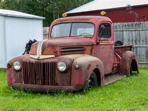Rusty Old 1946 Ford Pickup Truck Michels Collision And Res Flickr