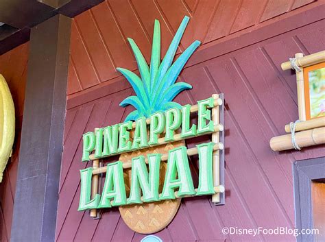 Red Pineapple Heart Dole Whip The Disney Food Blog