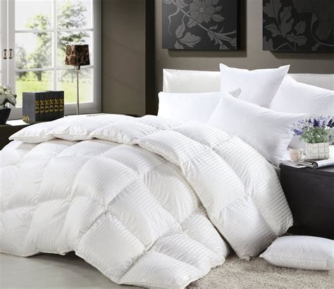 But thanks to the internet, you can enjoy a good night's sleep under a quality. LUXURIOUS King / California King Size Siberian Goose Down ...
