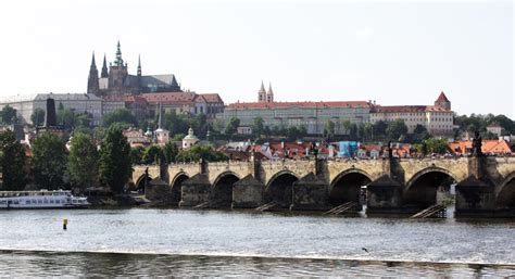 Les Trois Capitales Impériales Prague Vienne Et Budapest Automne