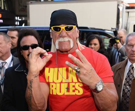 Wwe Cuts Ties With Hulk Hogan Amid Report That He Used Slurs