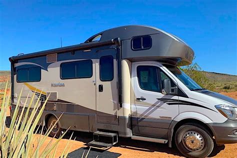 Many modern rvs have electric jacks and stabilizers that work in tandem with sensors to. 10 Best Small Class C RVs Under 25 Feet - RVBlogger in 2020 | Small rv campers, Luxury rv, Rvs