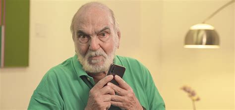 Elenice delgado, em lima duarte; Lima Duarte completa 90 anos sozinho em sítio: 'A morte quer me pegar' · Notícias da TV