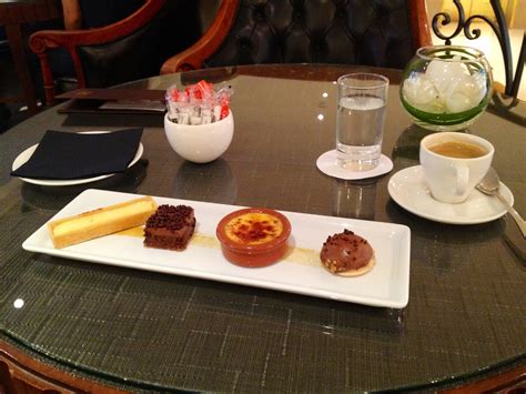 Sur mon site, vous pouvez commander mes pâtisseries et retrouver nombre de mes recettes. Les meilleures patisseries de Paris: que du bonheur ...