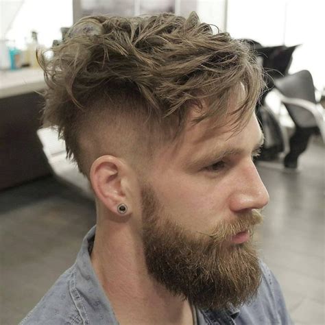 Pin Em Men Hairstyles And Grooming