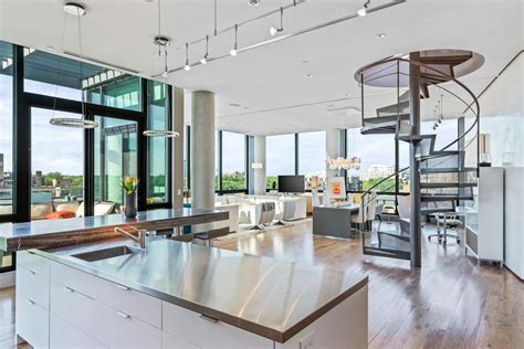 Exquisite Modern Penthouse Apartment With Panoramic Views