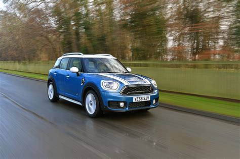 Depending on the options a gen2 mini is equipped with, replacing the battery. MINI Cooper S Countryman ALL4 SUV review - Car Keys