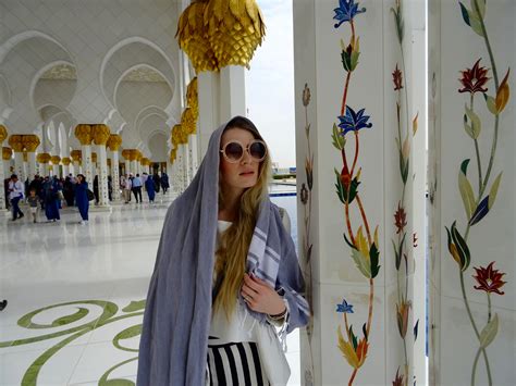 The Quick Travellers Guide To Sheikh Zayed Mosque In Abu Dhabi Mon Mode