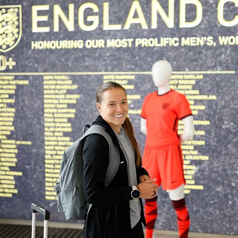 Chelsea FC Women On Twitter Super Frankirby Arriving For Lionesses