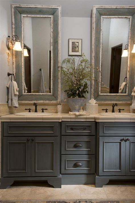 Best-French-Country-Bathroom-Designs-8 - inspiredetail.com