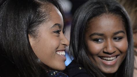 Malia And Sasha Obama Barack S Daughters 5 Fast Facts