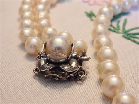 Baroque Pearl And Sterling Silver Handmade Necklace With Leaf Pendant 20