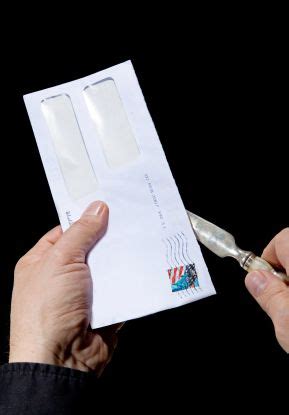 Paying rent with a credit card can offer convenience and flexibility. Give Tenants an Incentive to Pay Rent Online | Being a ...