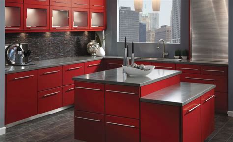 There is a real fantastic and beautiful look in natural maple that helps to make for a really fabulous kitchen. Slab Cabinet Doors: The Basics