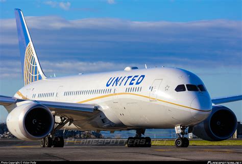 N45905 United Airlines Boeing 787 8 Dreamliner Photo By Victor Pody