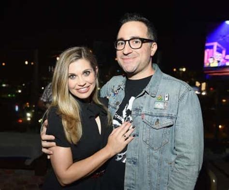 Boy Meets World Star Danielle Fishel Recalls People Waiting For Her