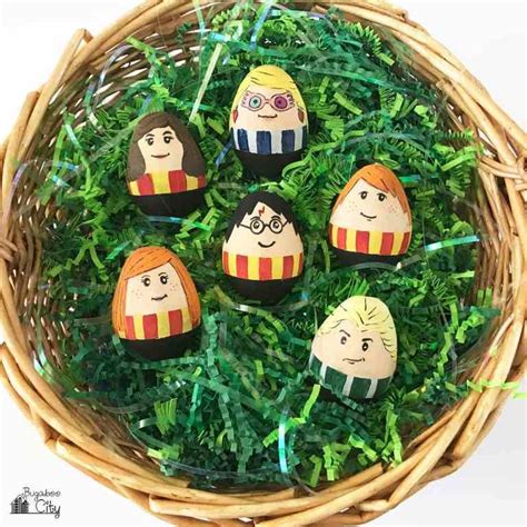 Harry Potter Easter Eggs - Free Printable Egg Wrappers | Harry potter