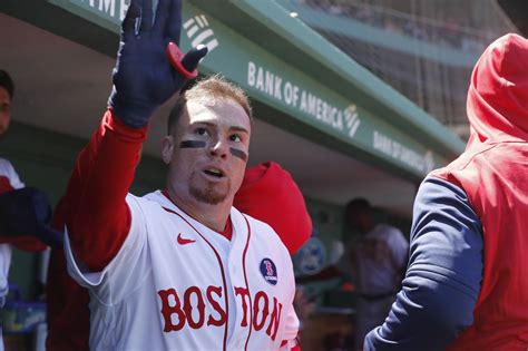 Boston Red Sox Roster Moves Christian Vázquez Jonathan Araúz Placed