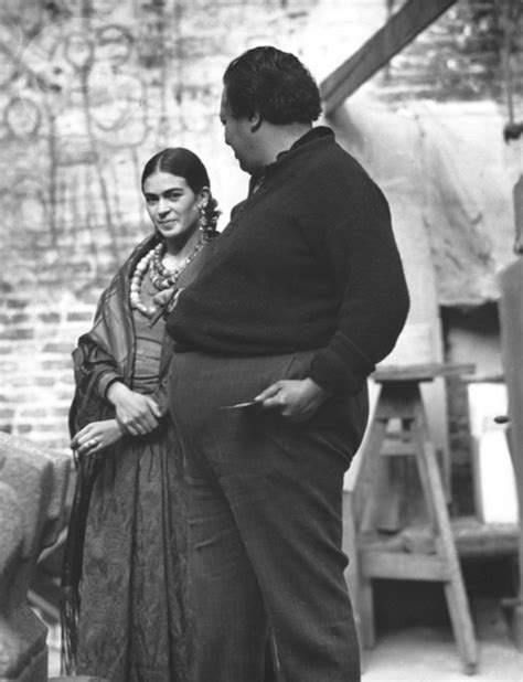 40 Of The Sweetest Candid Photographs Of Frida Kahlo And Diego Rivera ~ Vintage Everyday