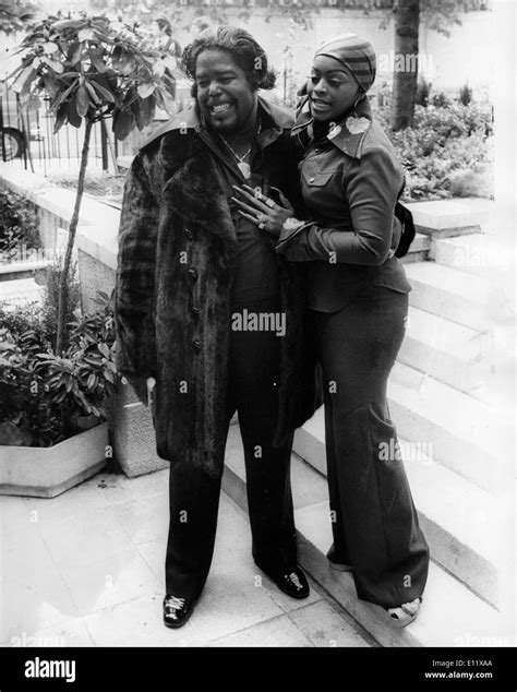 Barry White Wife Sherman Oaks Ca Barry White With His Wife Goldean
