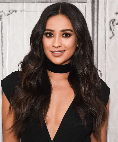 Shay Mitchell Instyle