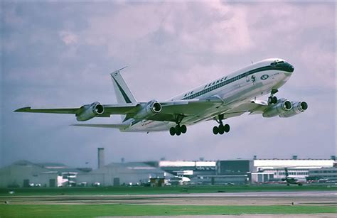 Boeing 707 History