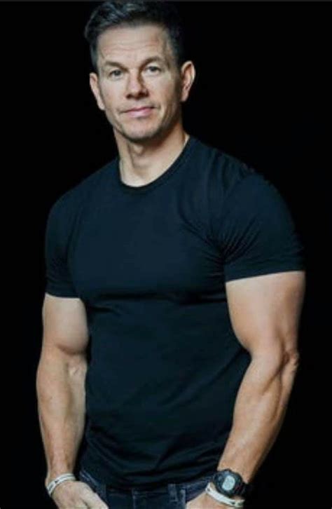 Pin By Sherry Dillehay On Mark Wahlberg In 2020 Mark Wahlberg