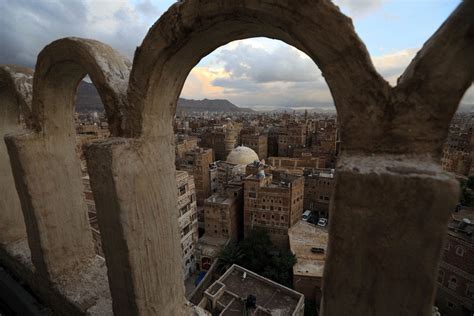 Saudi raids destroy Yemen World Heritage sites - Middle ...