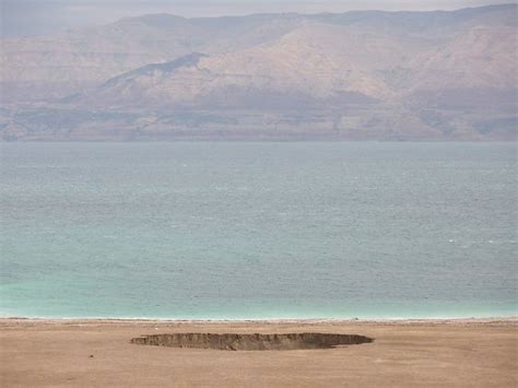 Wissenschaft Gefährdetes Naturwunder Wer Rettet Das Tote Meer