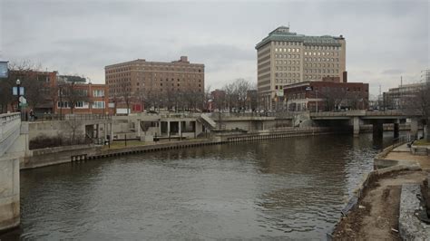 When Did Michigan Governor Rick Snyder Find Out About Lead Poisoning In